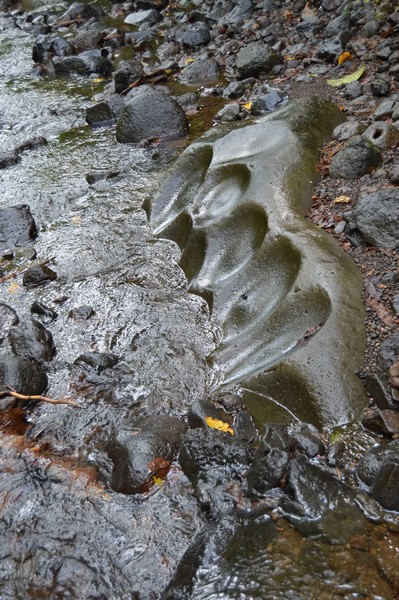 Moamoa Grinding Stones